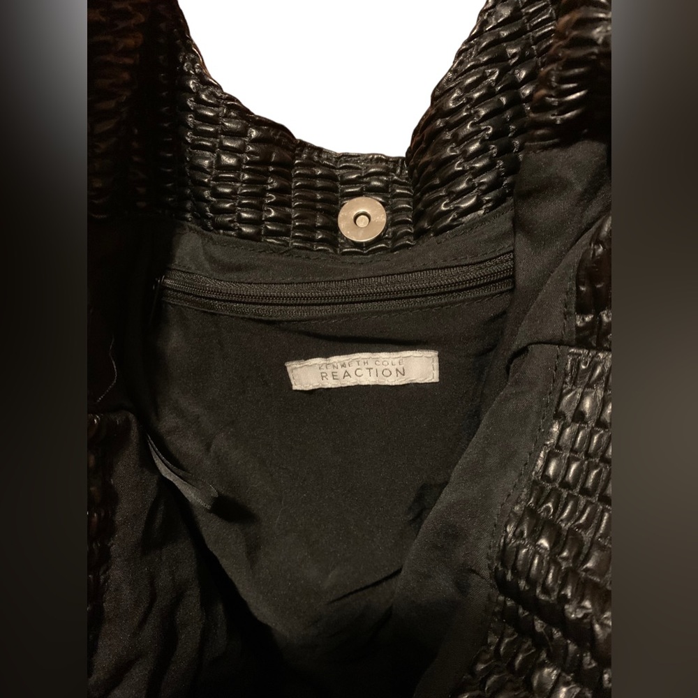 KENNETH COLE REACTION Black & Silver Chain Magnetic Closure Handbag Purse - Picture 5 of 14